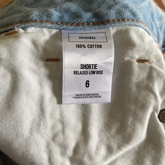 Express Floral Jean Shorts - Picture 4 of 4